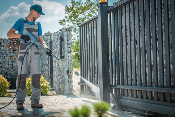Best Graffiti Removal  in North Patchogue, NY
